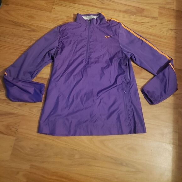 NIKE purple running jacket - medium - Picture 2 of 5